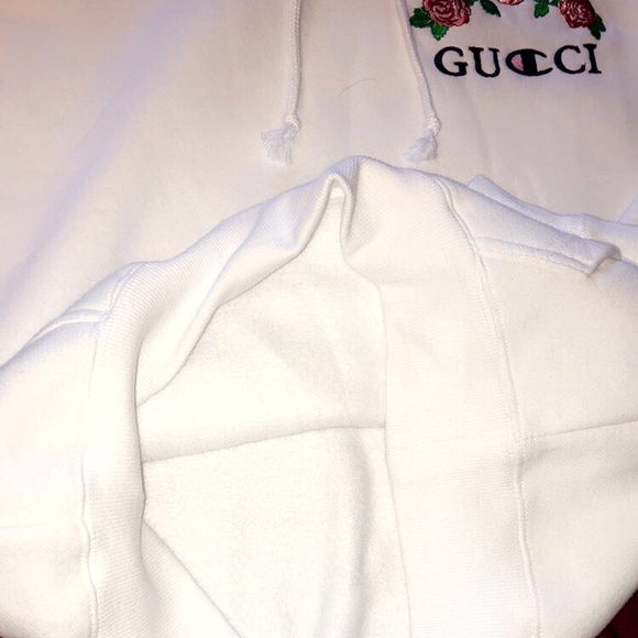 ****SOLD****Gucci x Champion White Hoodie Pullover - Picture 4 of 8